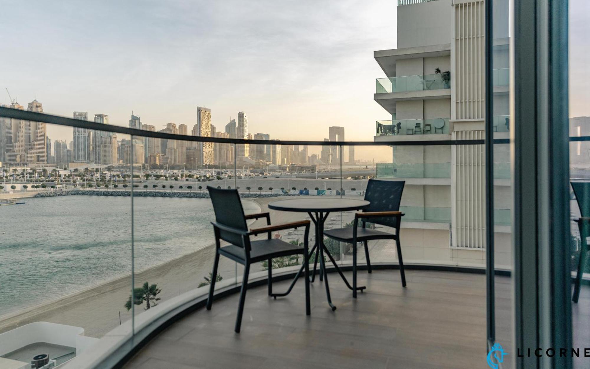 Апартаменти Seascape Sanctuary - 3 And A Half Br Beachfront Bliss - Marina Vista Tower 1 Дубай